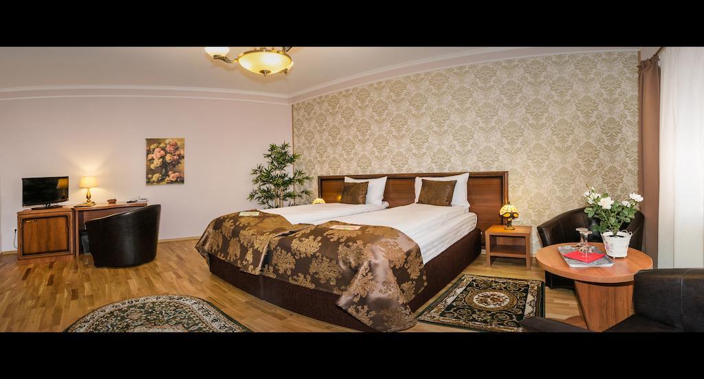 Hotel Boutique Bulevard Sighişoara Quarto foto